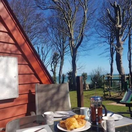 Escape To A Clifftop Chalet With Pool And Tennis Onsite - 1A Kingsdown Holiday Park Exterior foto