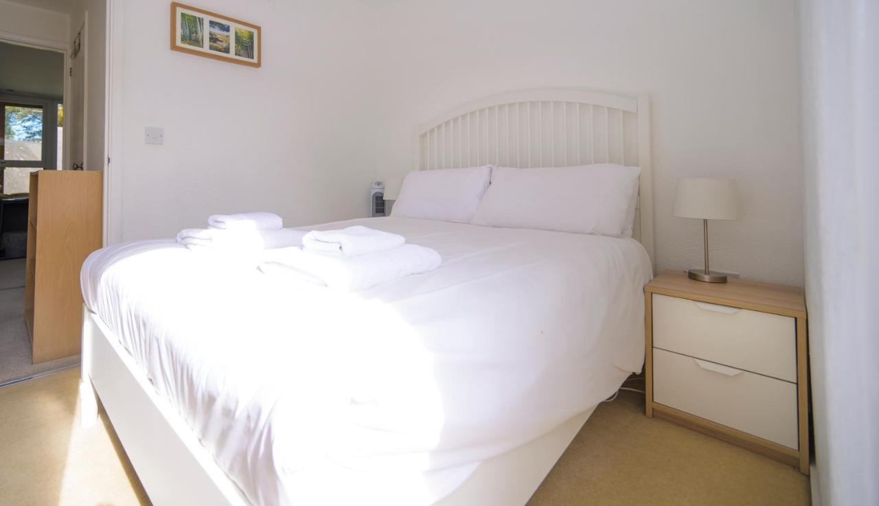 Escape To A Clifftop Chalet With Pool And Tennis Onsite - 1A Kingsdown Holiday Park Exterior foto